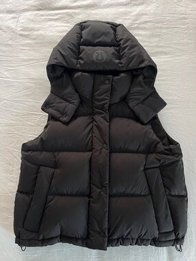 lululemon athletica Black Wunder Puff 600-Down-Fill Cropped Vest